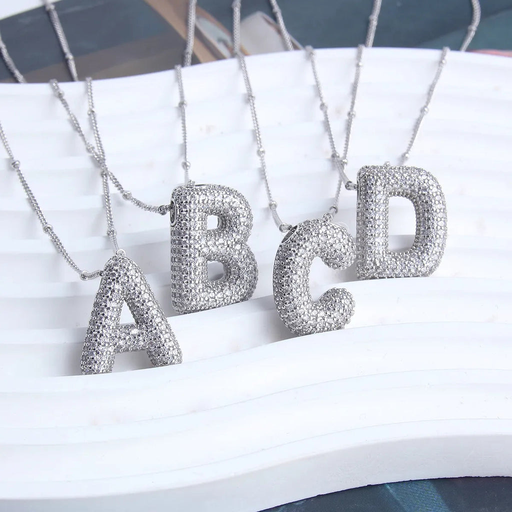 Set Bubble letter initial – stříbrná barva – Zoria bižuterie