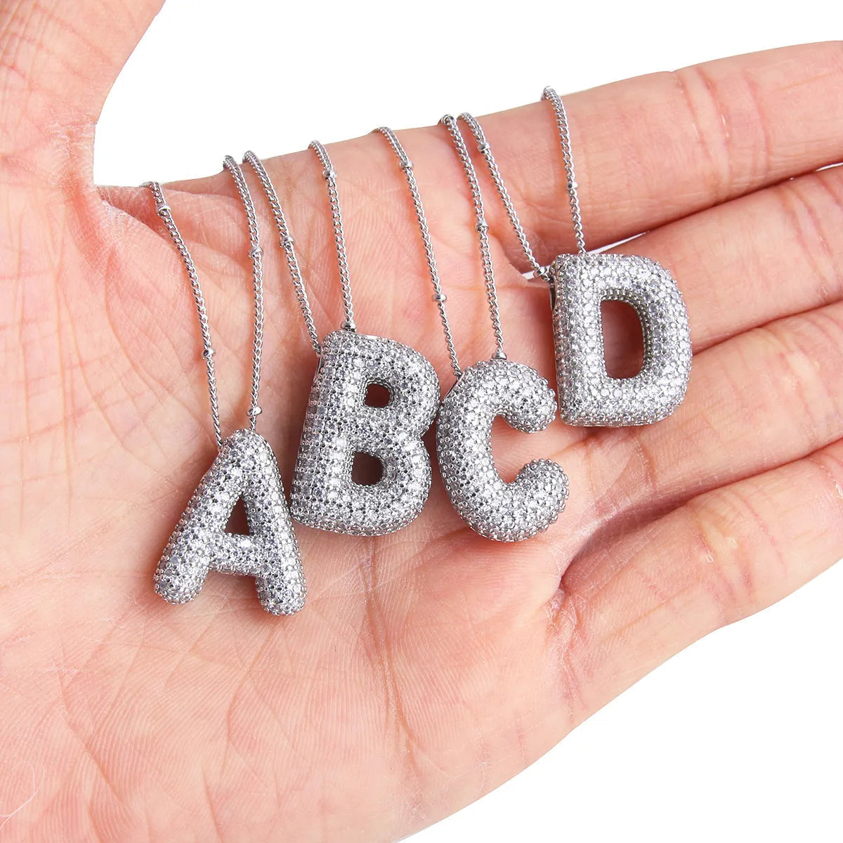 Set Bubble letter initial – stříbrná barva – Zoria bižuterie